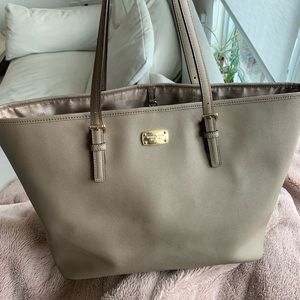 Michael Kors Jet Set large saffiano tote in LIMITED EDITION taupe colour